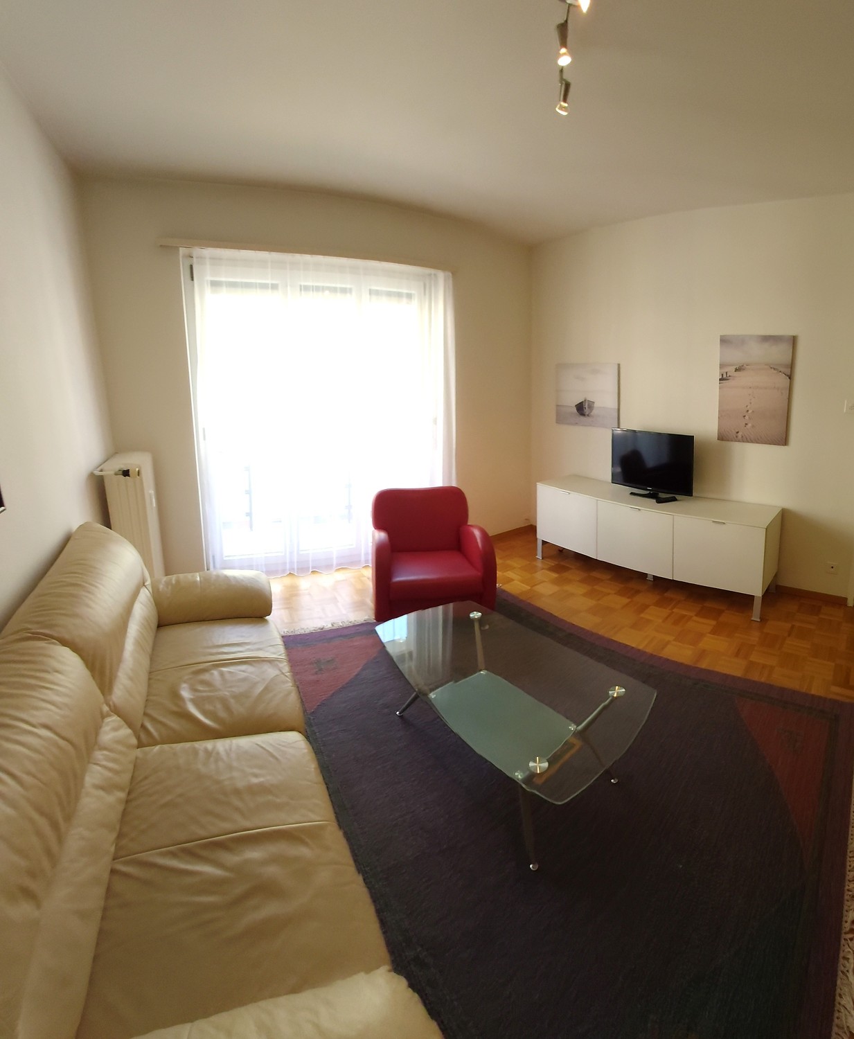 2 rooms apartment, photo 2 of 9