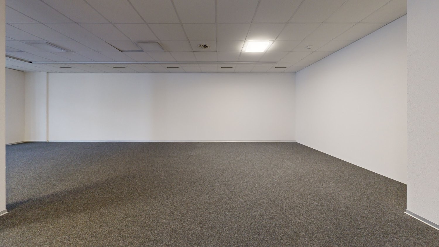 200m² commercial, photo 3 of 6