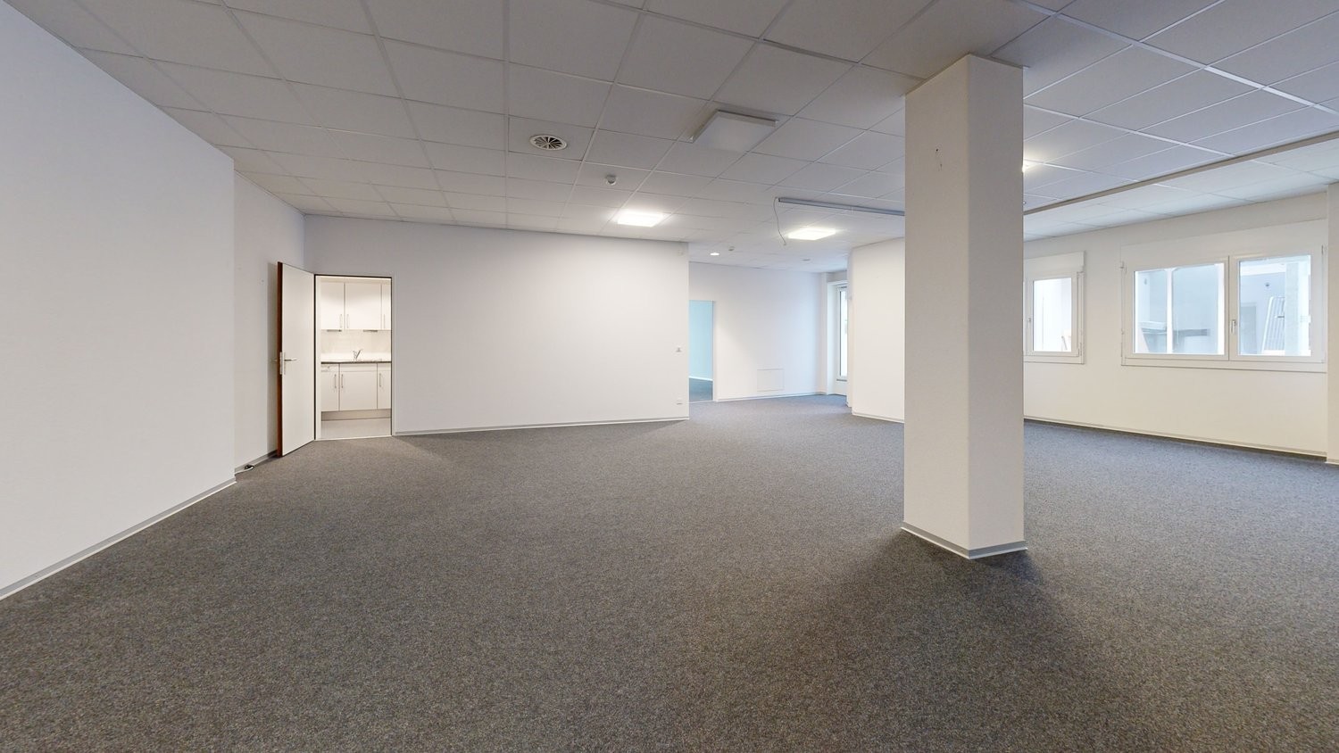 200m² commercial, photo 4 of 6