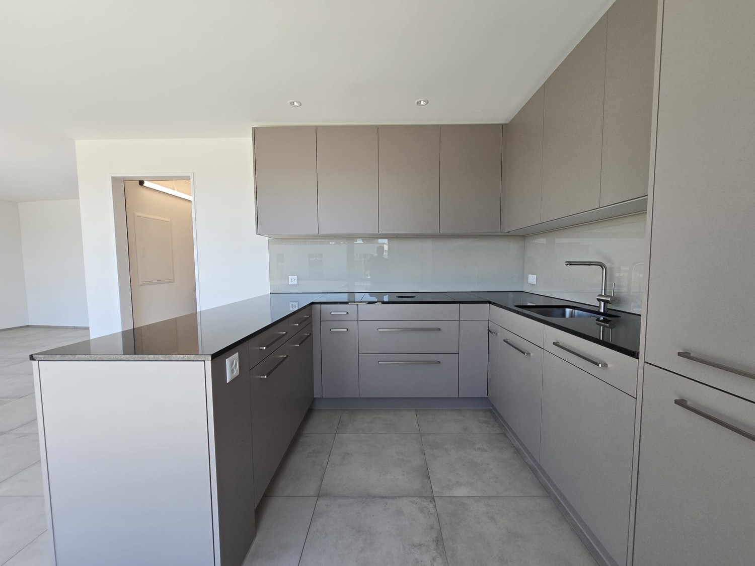 3 ½ rooms apartment, photo 4 of 10