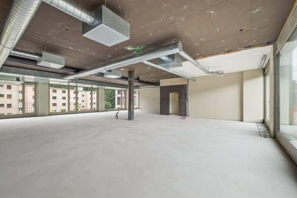 1256m² bureau