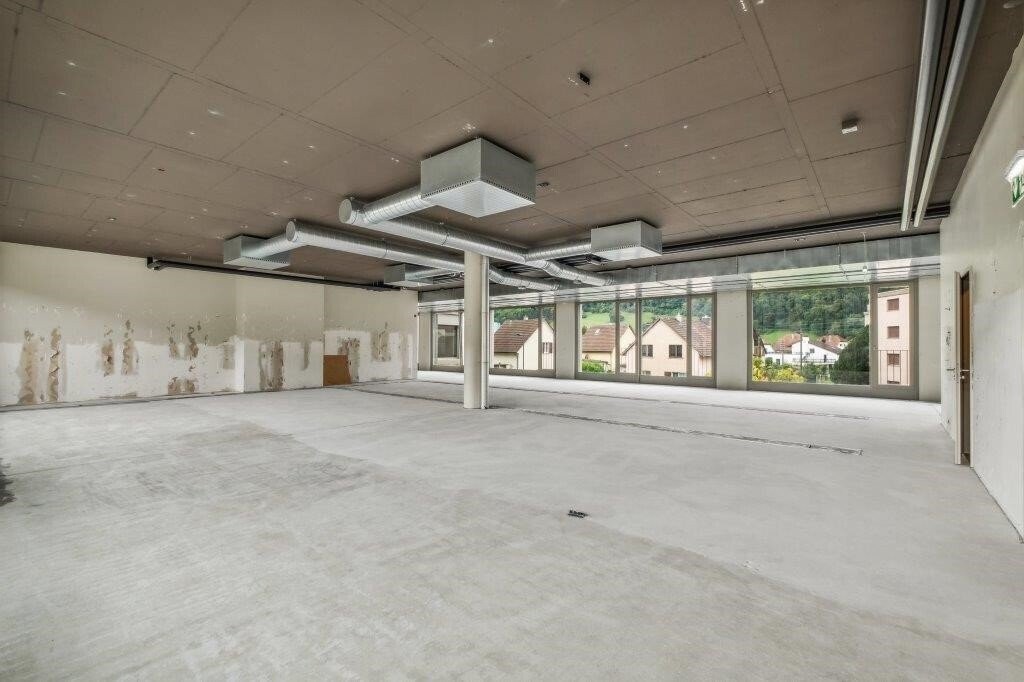 1256m² bureau
