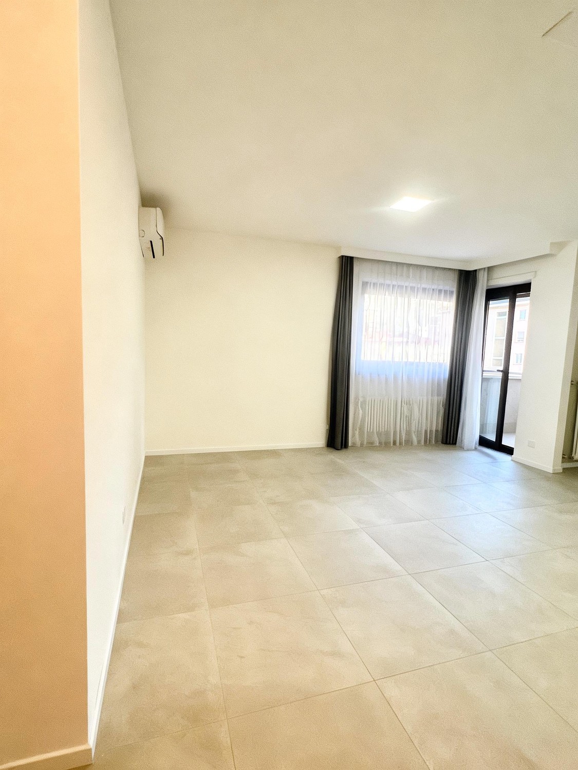 1 room apartment, photo 2 of 8