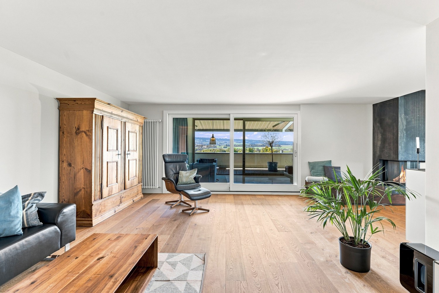 8 ½ rooms single house, photo 1 of 10