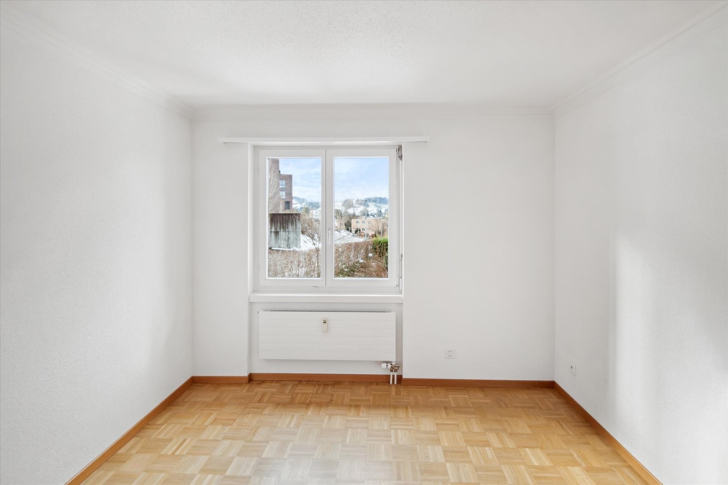 4 rooms apartment, photo 3 of 10