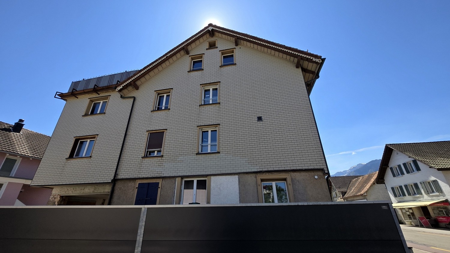 10 pièces maison individuelle