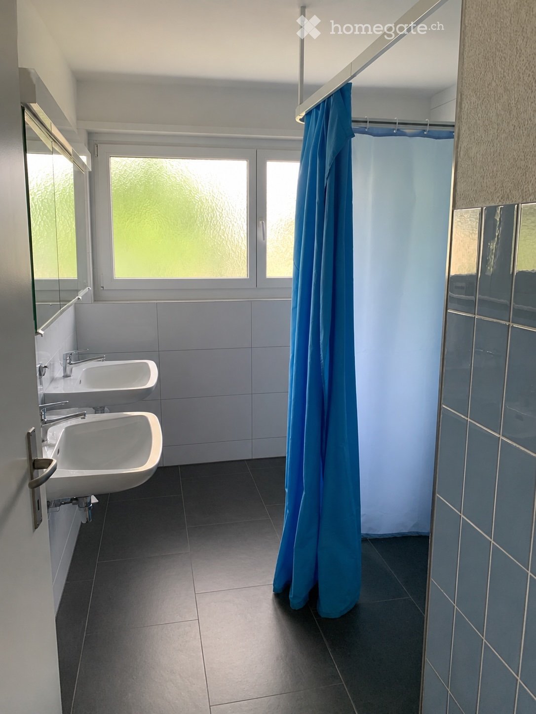 1 room single room