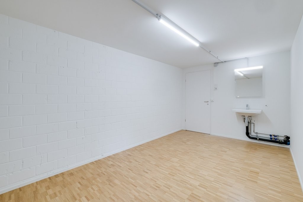 14m² atelier, photo 3 of 6