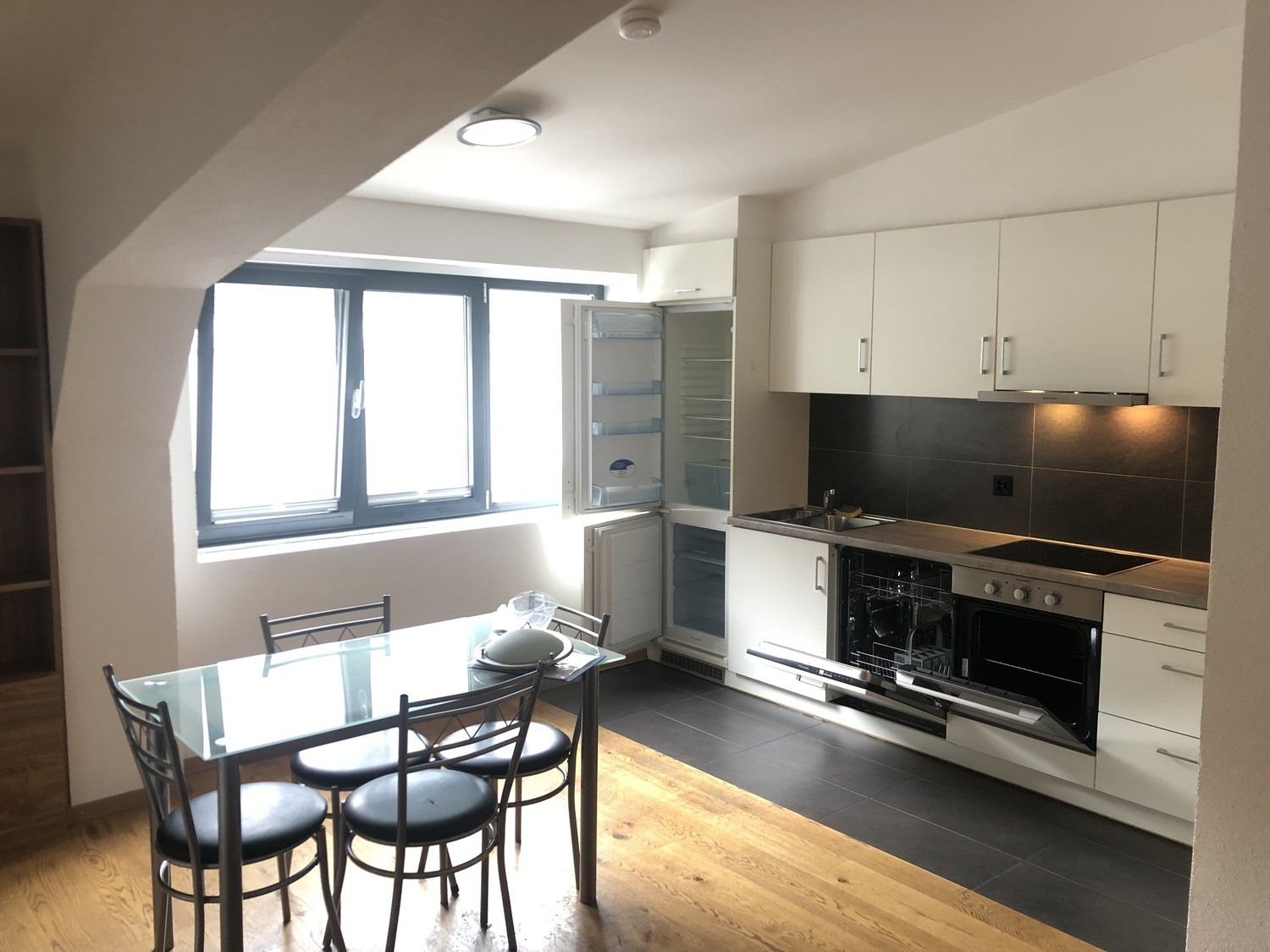 Appartement de 2 ½ pièces, photo 1 sur 9