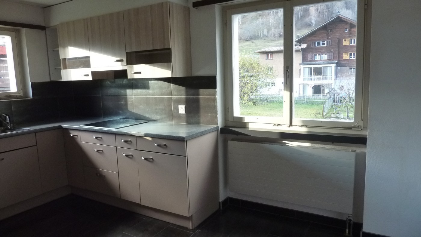 8 ½ rooms single house