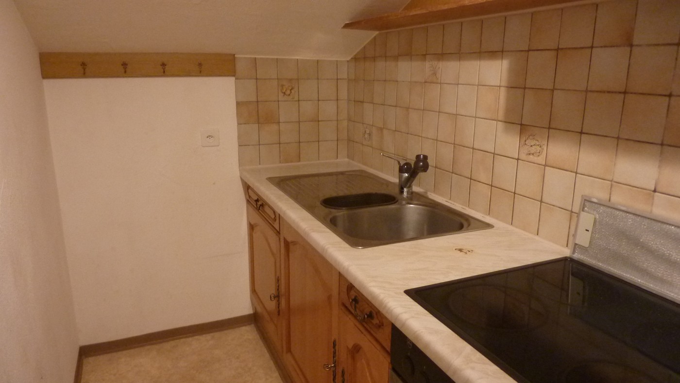 8 ½ rooms single house