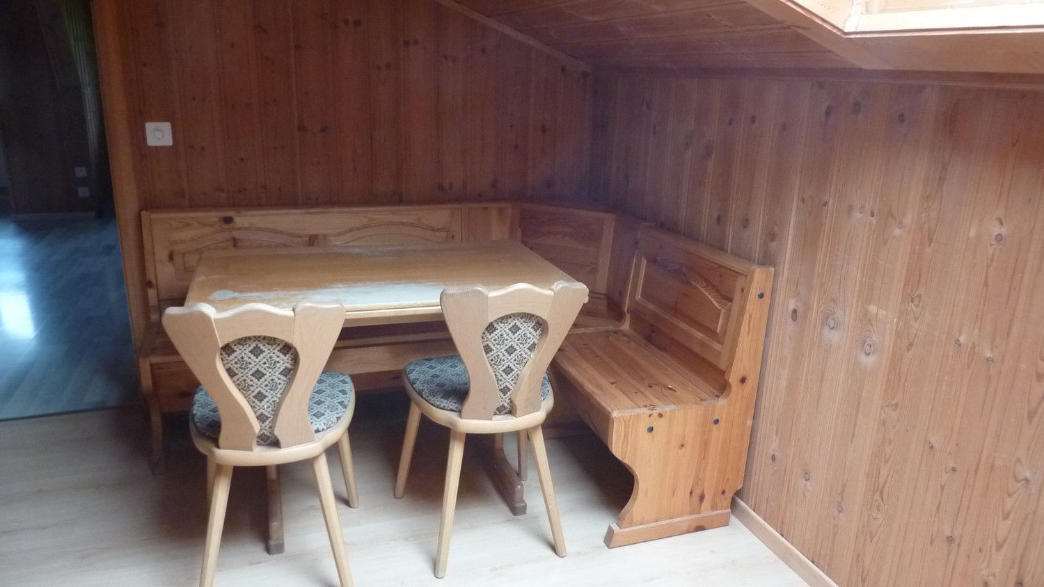 8 ½ rooms single house