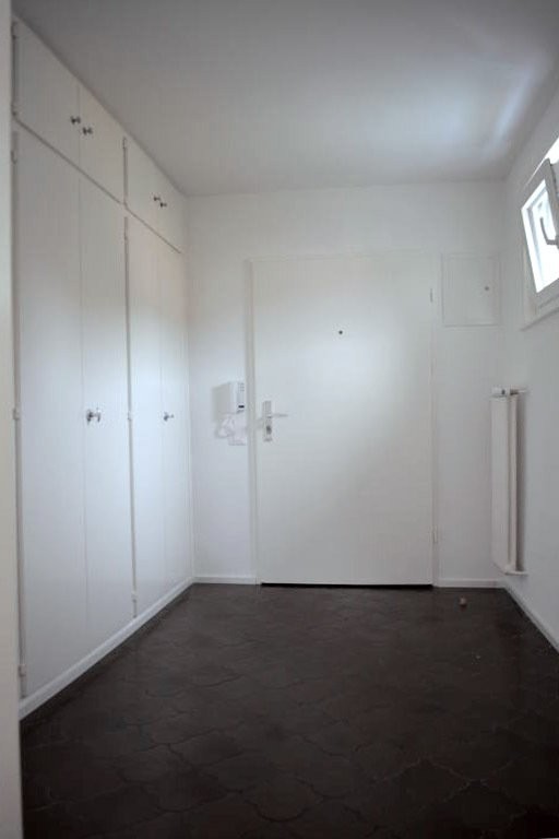 5 rooms apartment