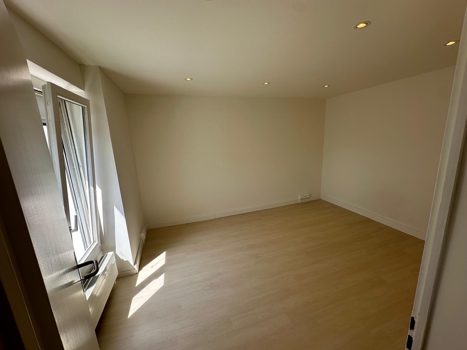 2 rooms apartment, photo 3 of 8