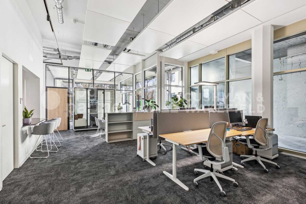 3000m² office, photo 7 of 10