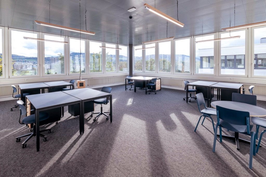 80m² office, photo 1 of 8