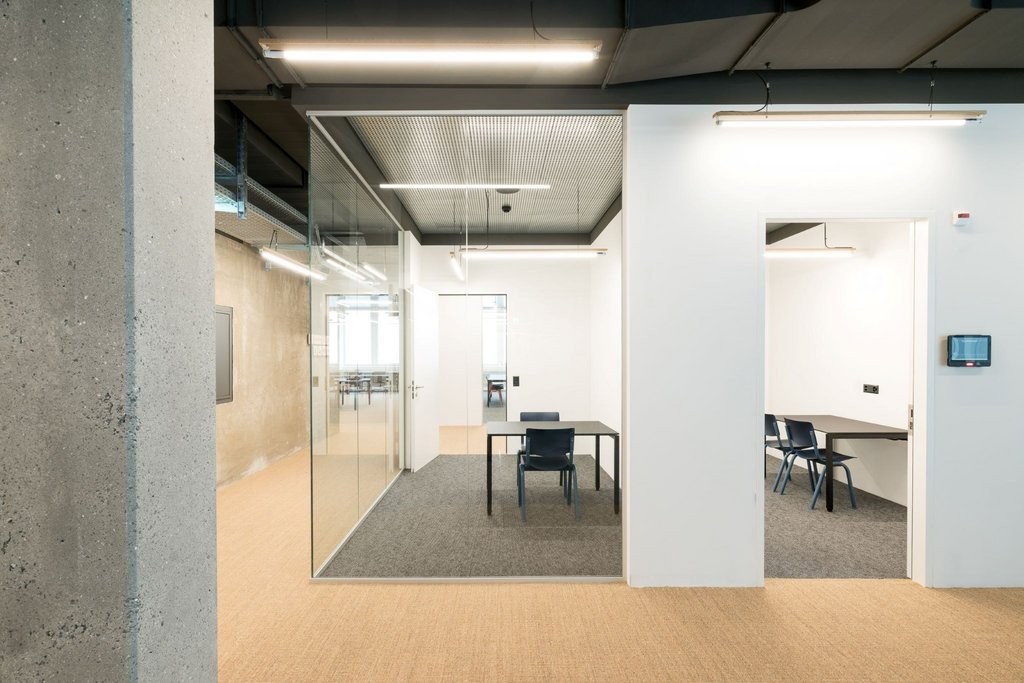 80m² office, photo 7 of 8