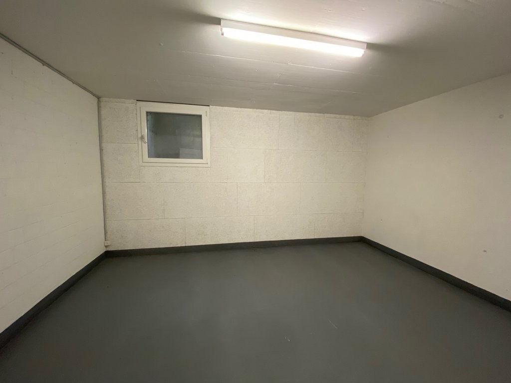 16m² storage room