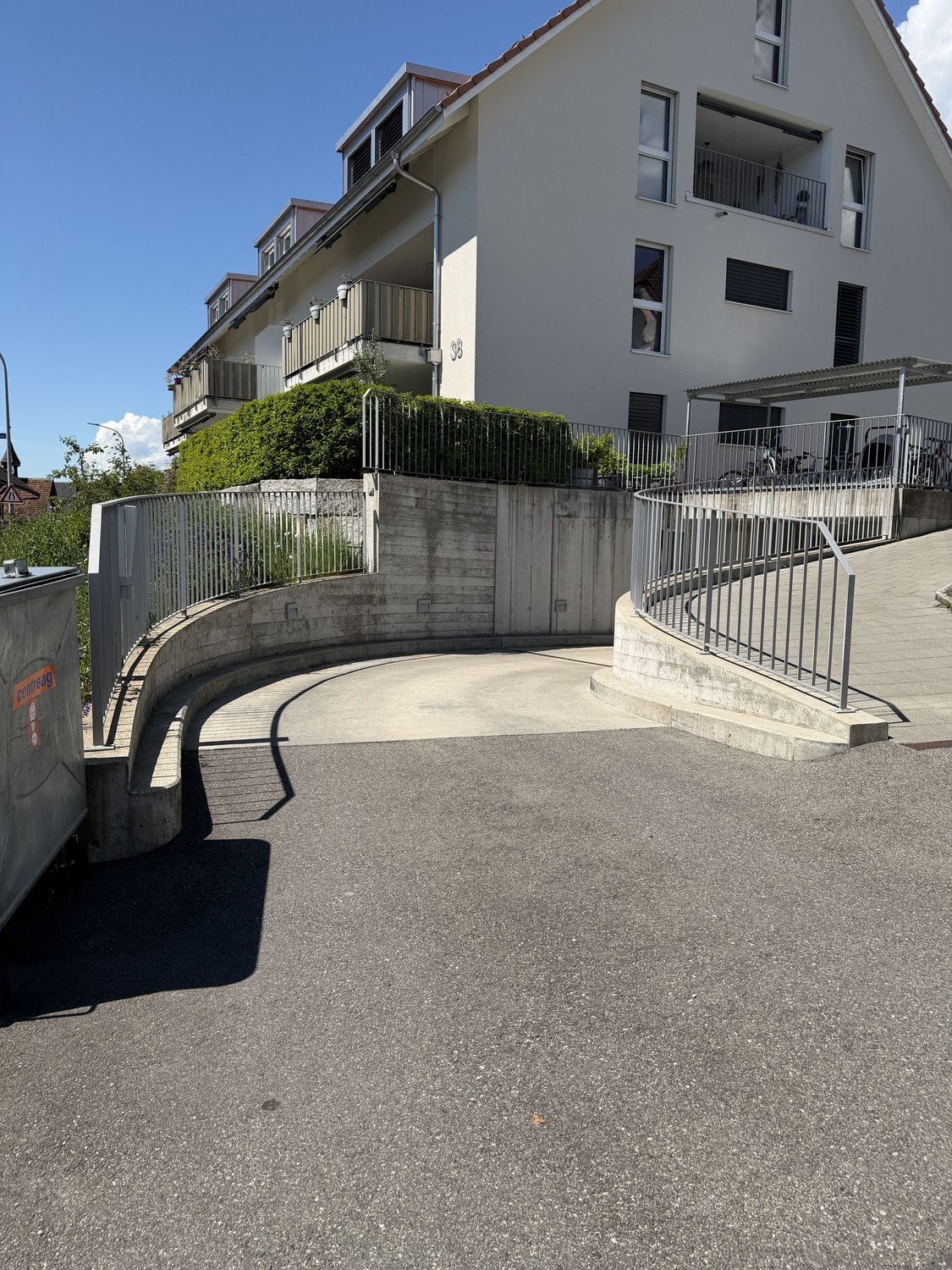 Underground slot, photo 3 of 3