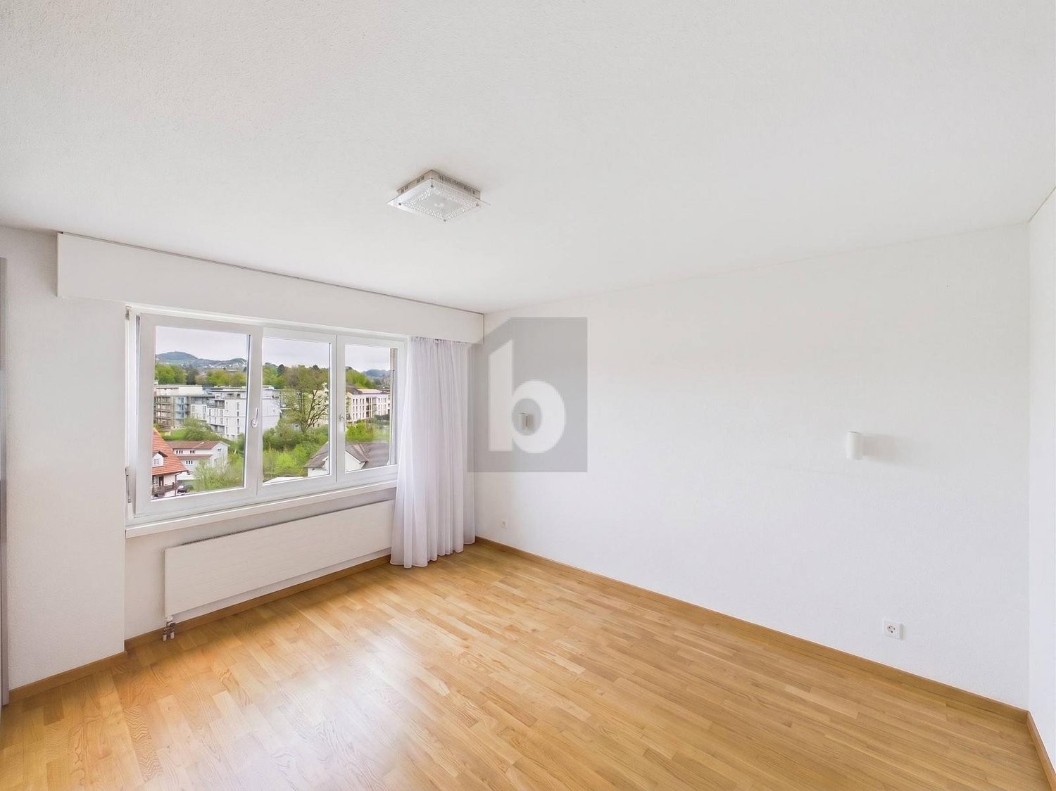 5 ½ rooms apartment, photo 3 of 4