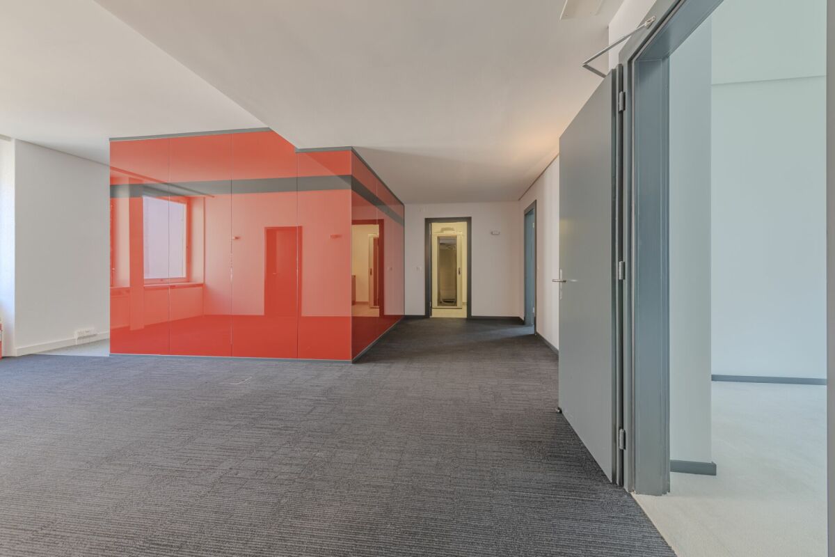 Office, photo 1 of 10
