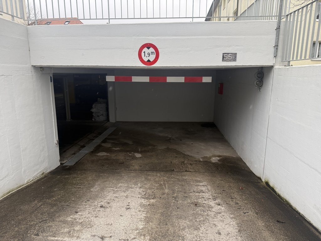 Underground slot, photo 3 of 5
