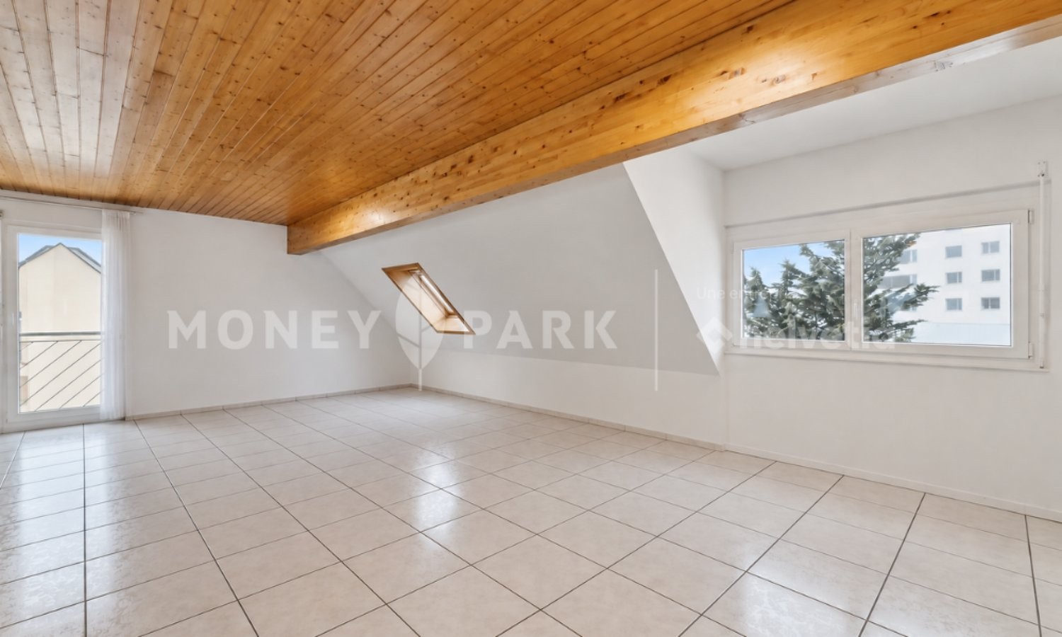 1 ½ rooms attic flat