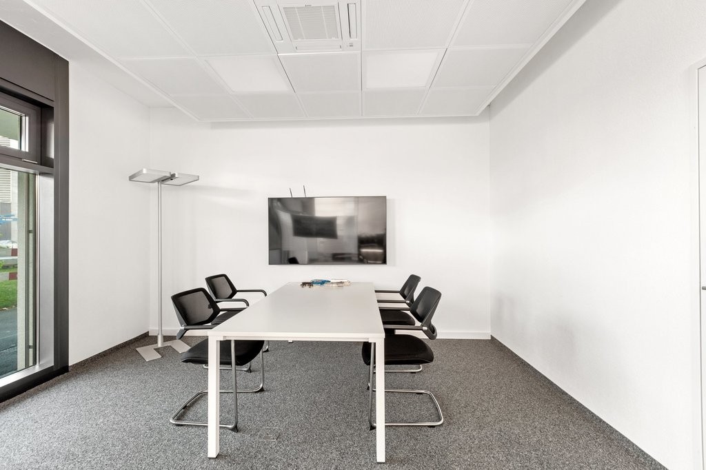 144m² commercial, photo 8 of 10