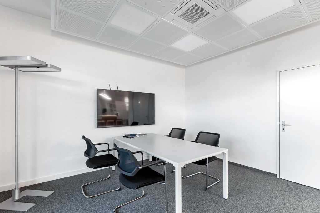 144m² commercial, photo 9 of 10