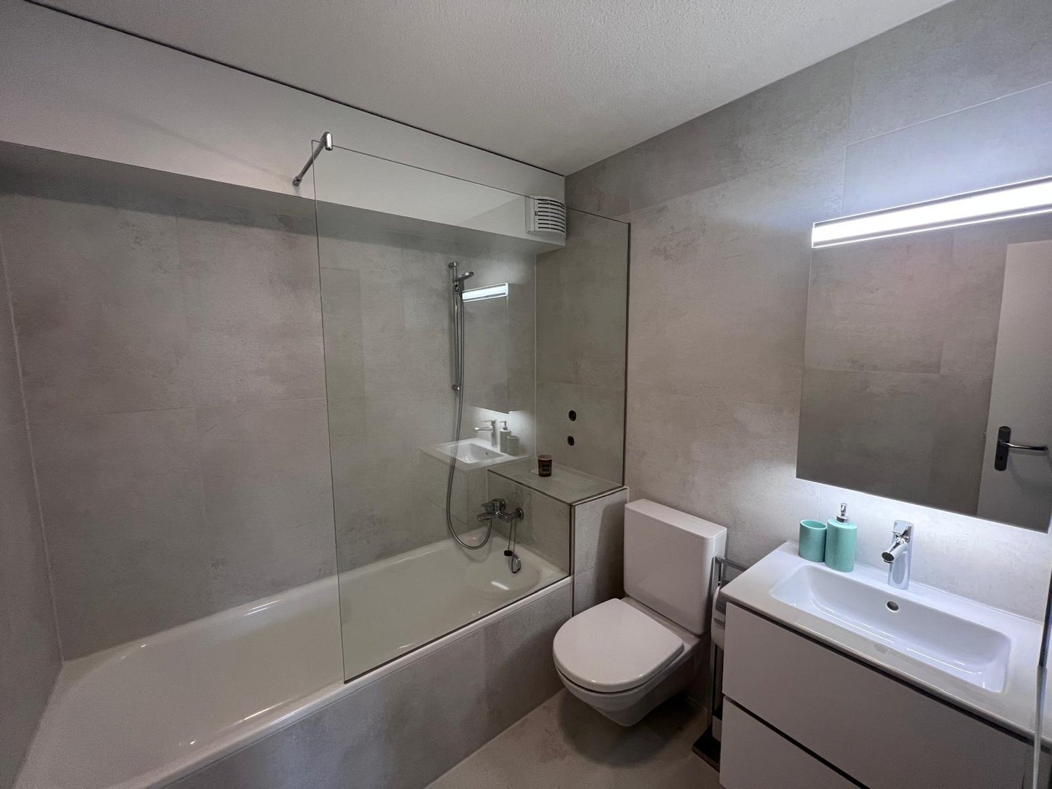 3 ½ pièces appartement meublé (5)