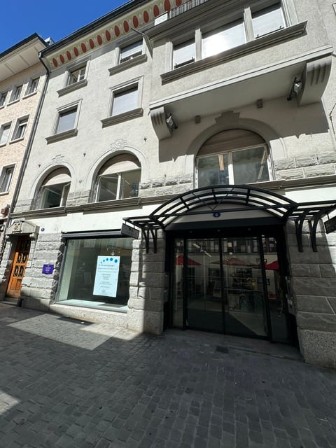 Negozio, foto 3 di 10