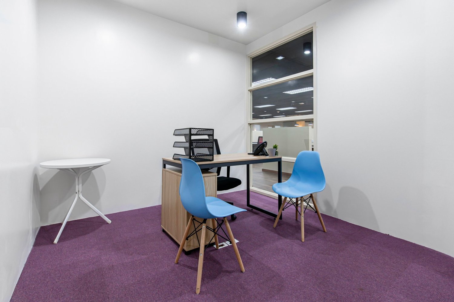 Office, Foto 1 von 6