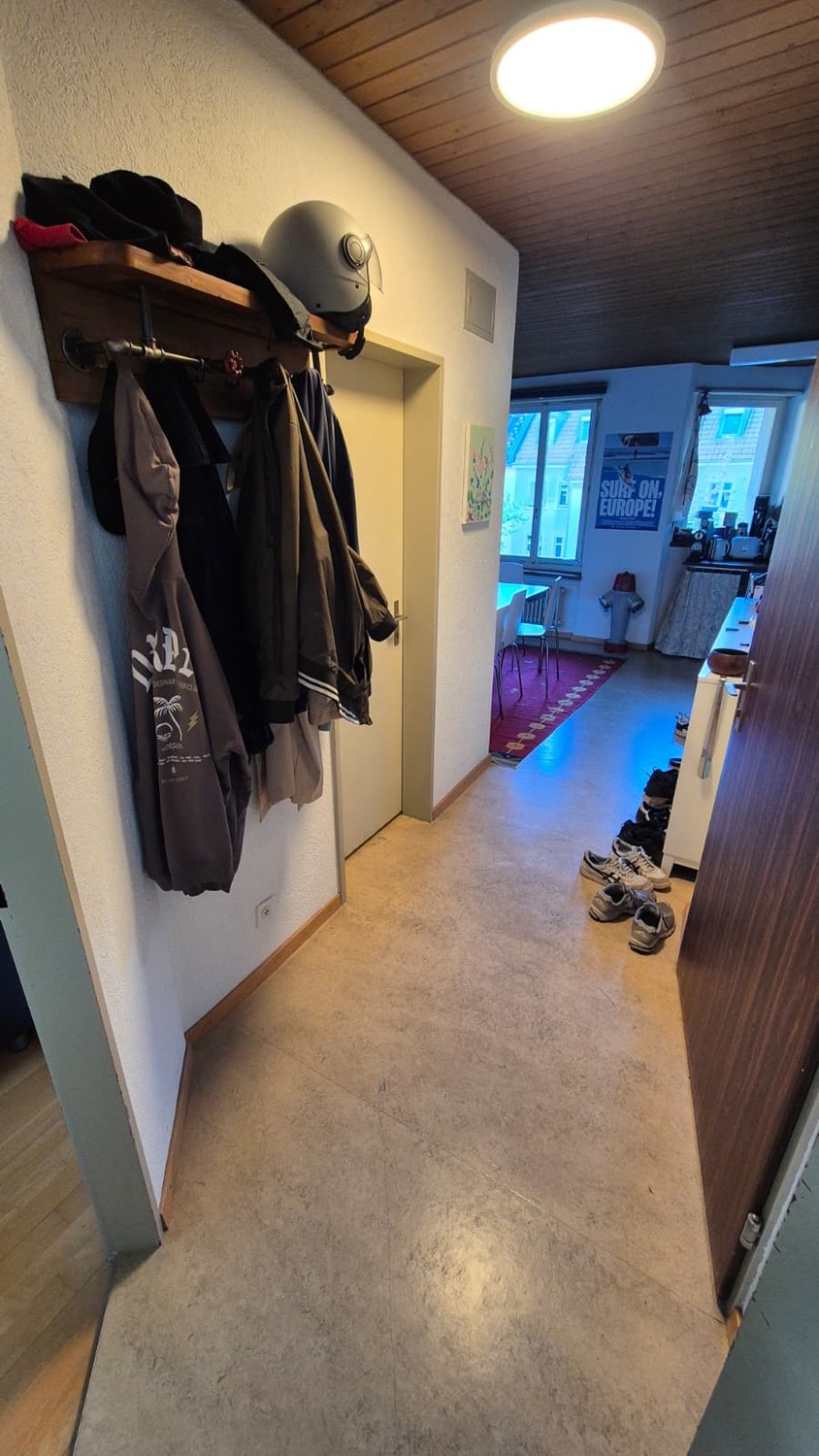Chambre dans un appartement partagé