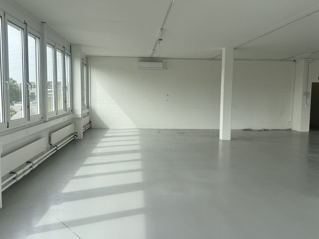 228m² commercial, photo 4 of 8