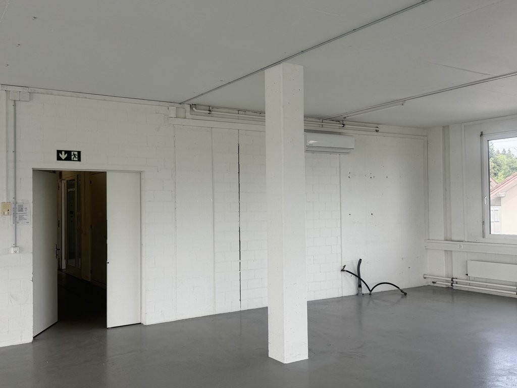 228m² commercial, photo 6 of 8