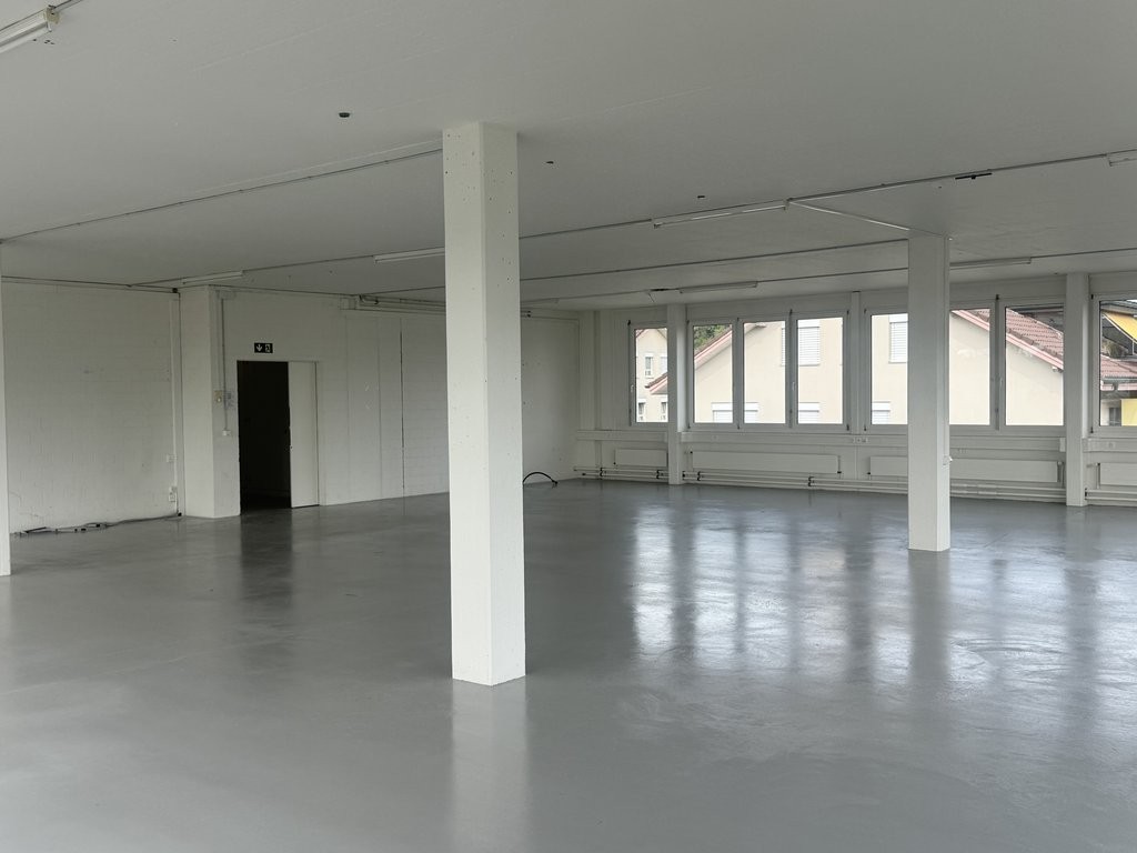 228m² commercial, photo 5 of 8