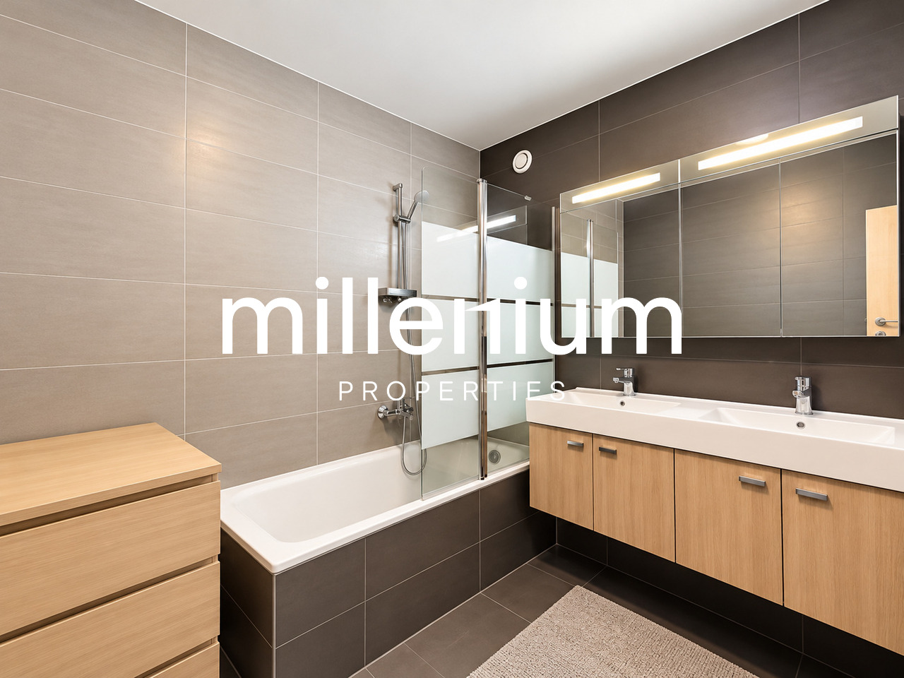 4 rooms apartment
