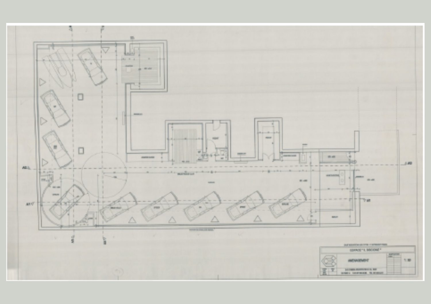 398m² storage room, photo 2 of 2