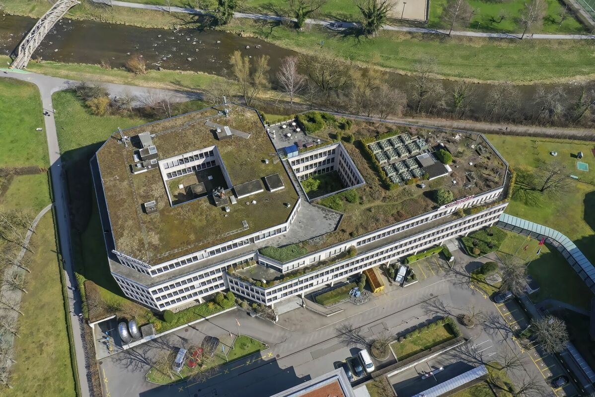 3700m² office, photo 8 of 8