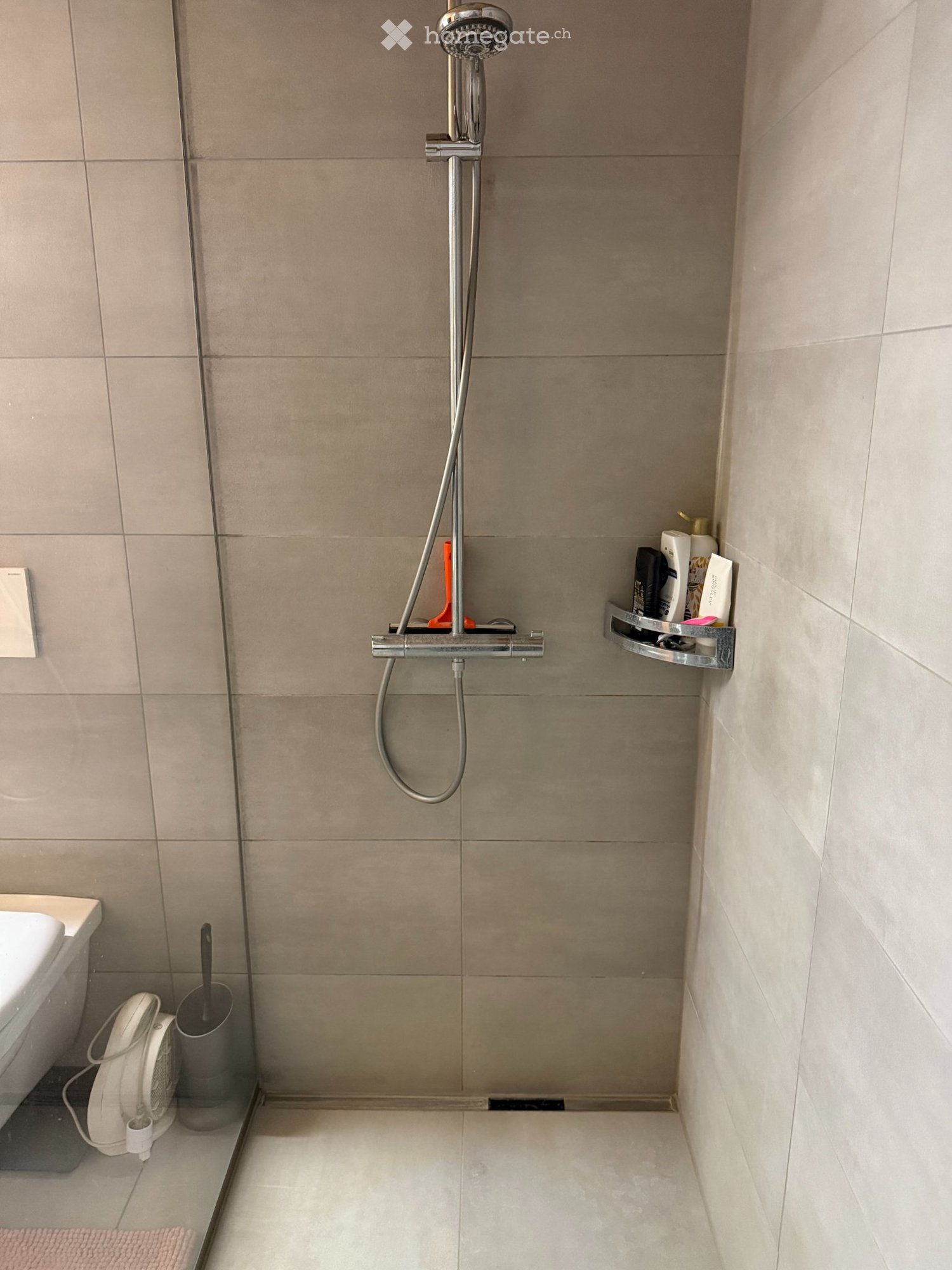 1 room single room