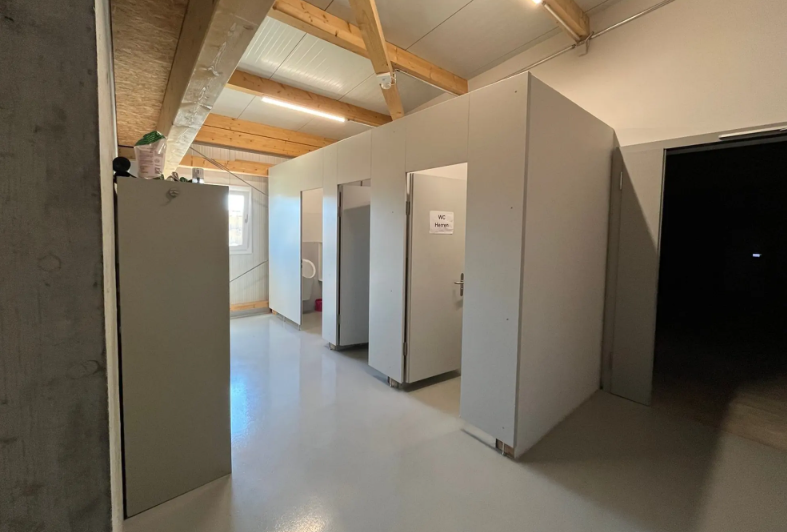 370m² industrial object, photo 8 of 10
