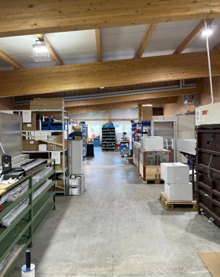 370m² industrial object, photo 5 of 10
