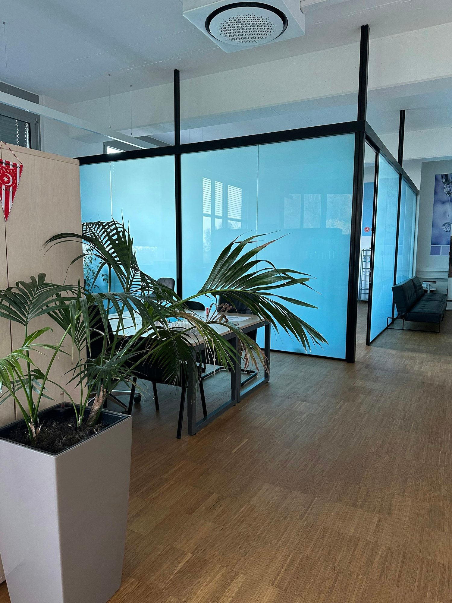 100m² office, photo 6 of 10