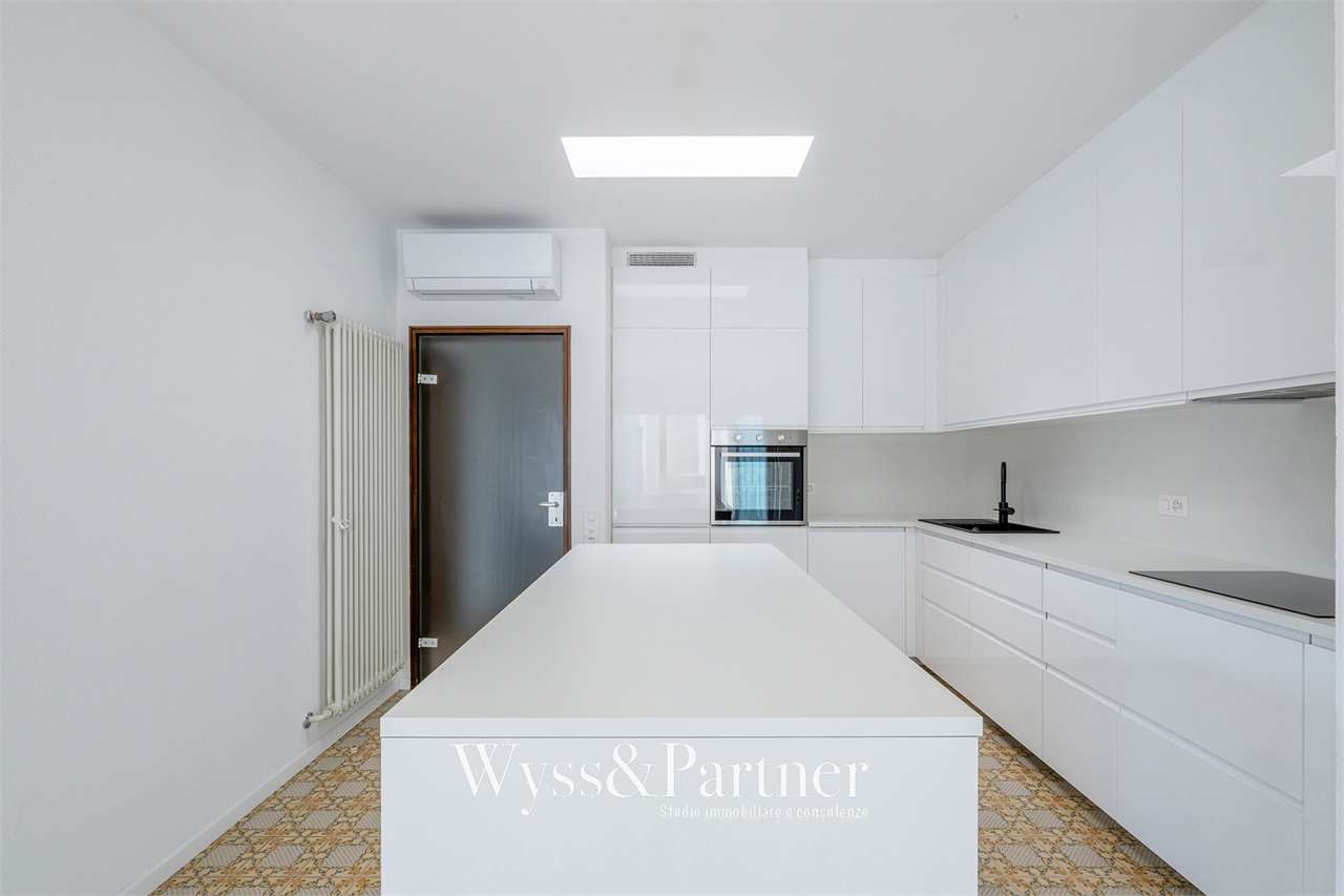5 rooms apartment, photo 5 of 10