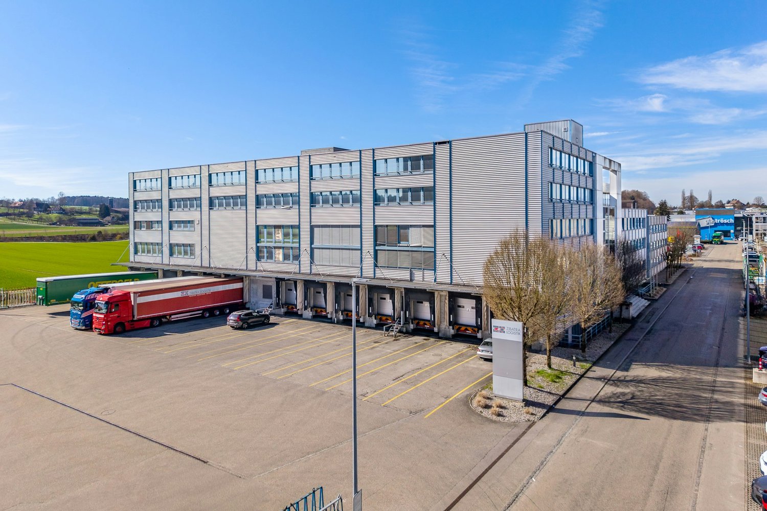 5000m² commercial