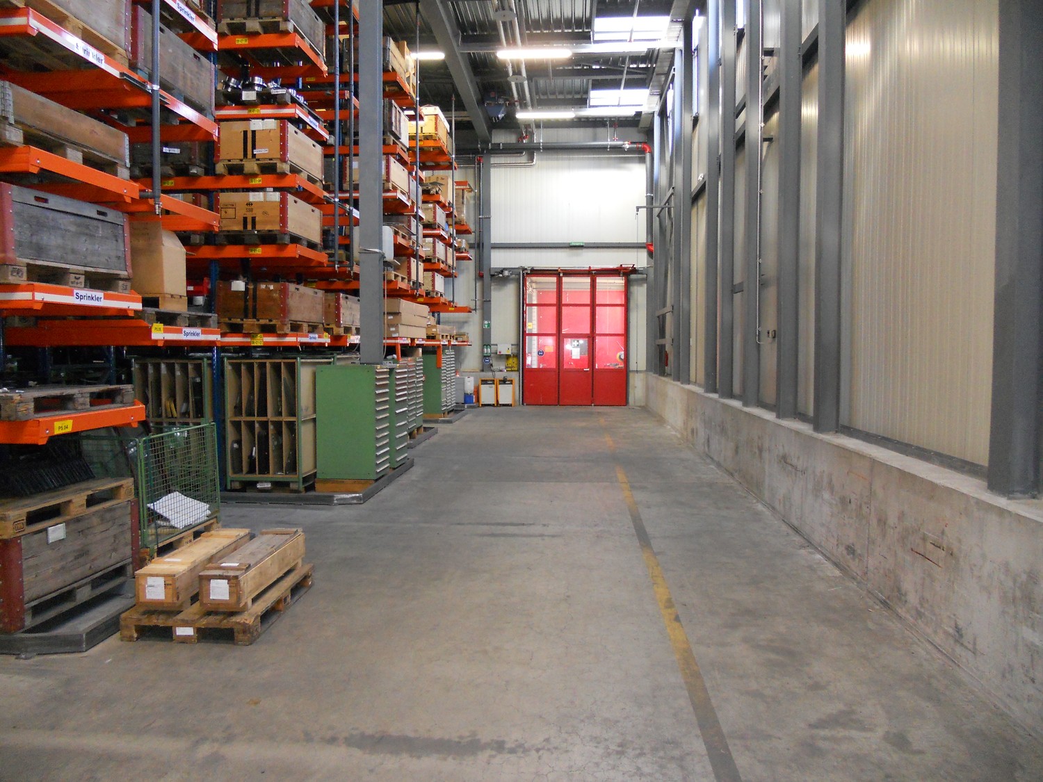 objet industriel de 1560m²
