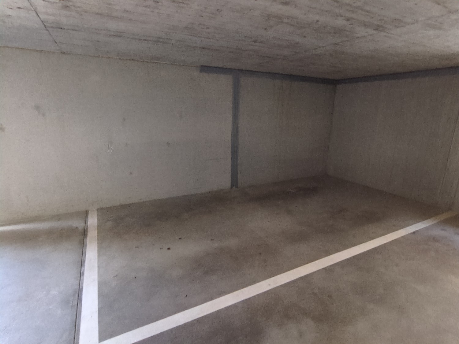 Underground slot, photo 1 of 3
