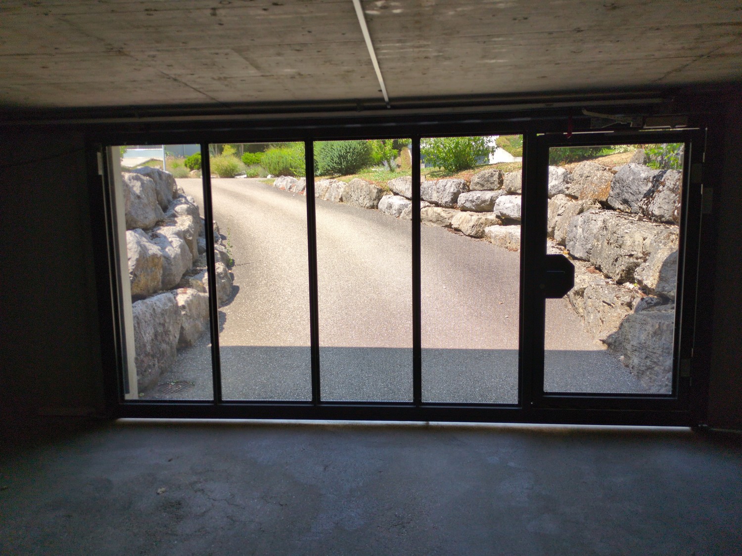 Underground slot, photo 3 of 3