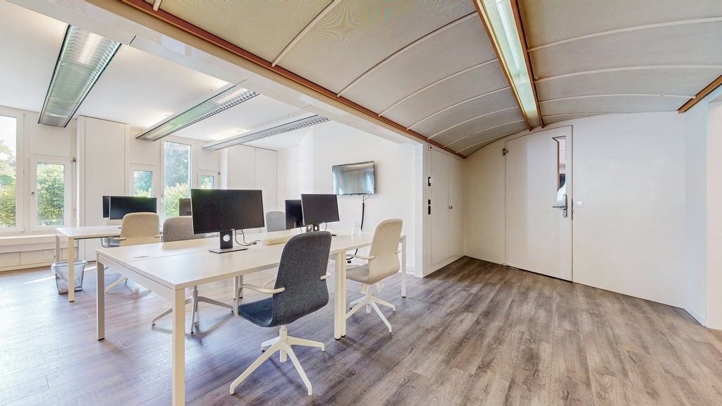 126m² office, photo 4 of 9