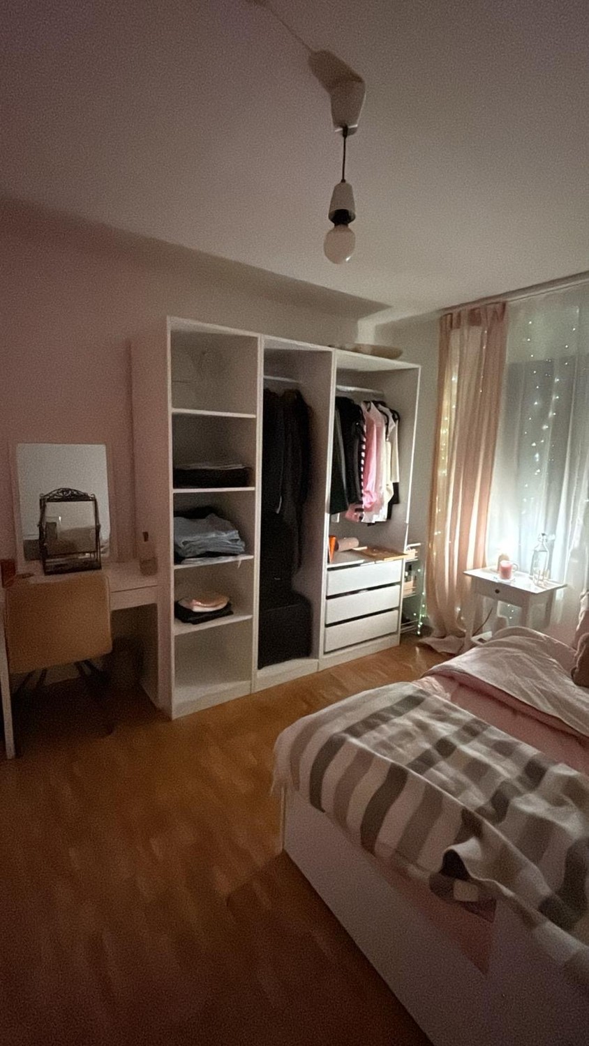 Chambre dans un appartement partagé (2)